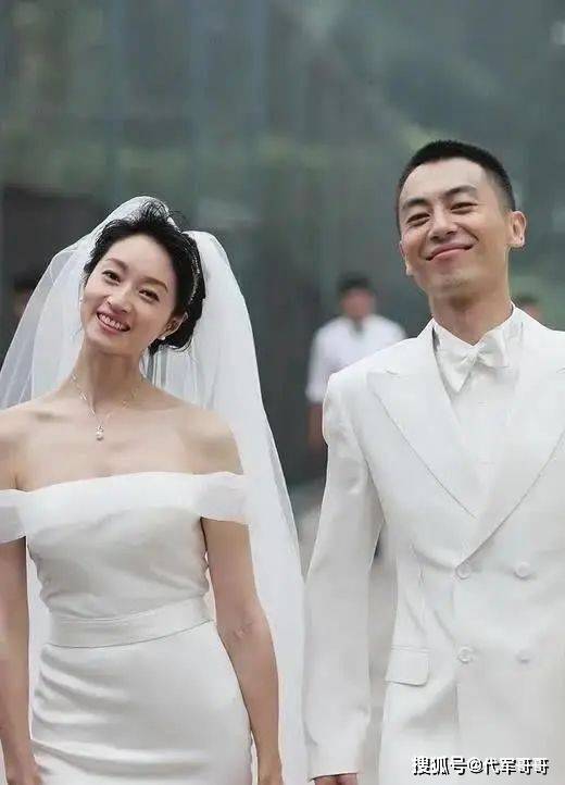 现任和前夫一起上我可以吗现任与前夫共度新篇章-第1张图片