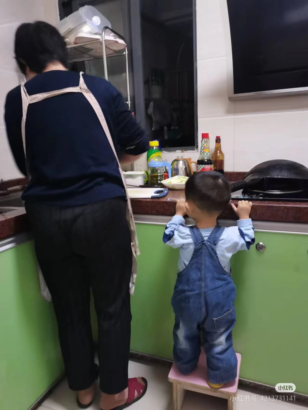 姐姐说家里没有我们就可以做饭了姐姐说家里没有我们就可以做-第2张图片