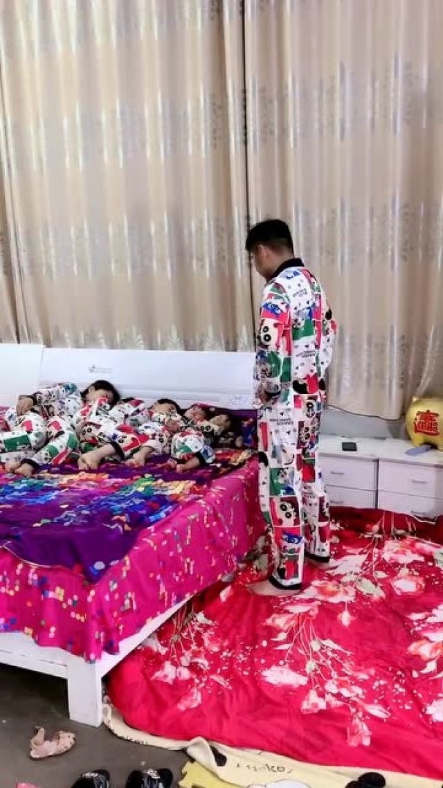 日日摸天天爽天天爽视频日日摸天天爽，视频揭秘-第1张图片