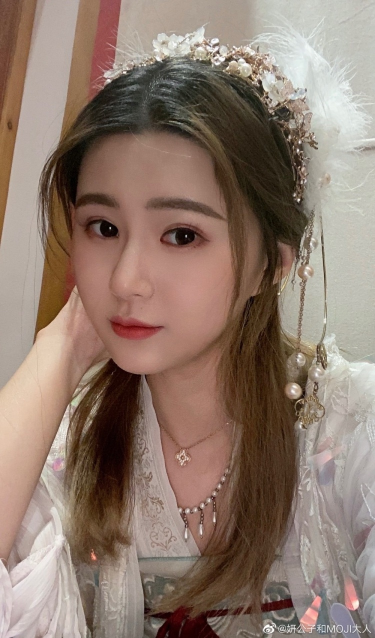 苏小妍啪啪门，神秘诱惑与情感纠葛-第3张图片