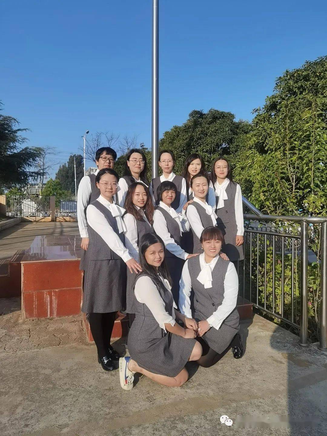 和漂亮老师共筑爱伦理之桥-第1张图片
