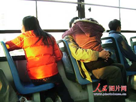 别不要不要在公车上这里别不要在公车上-第2张图片