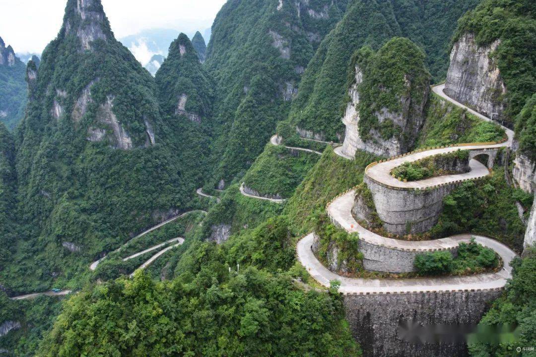 天门山盘山公路之旅-第3张图片