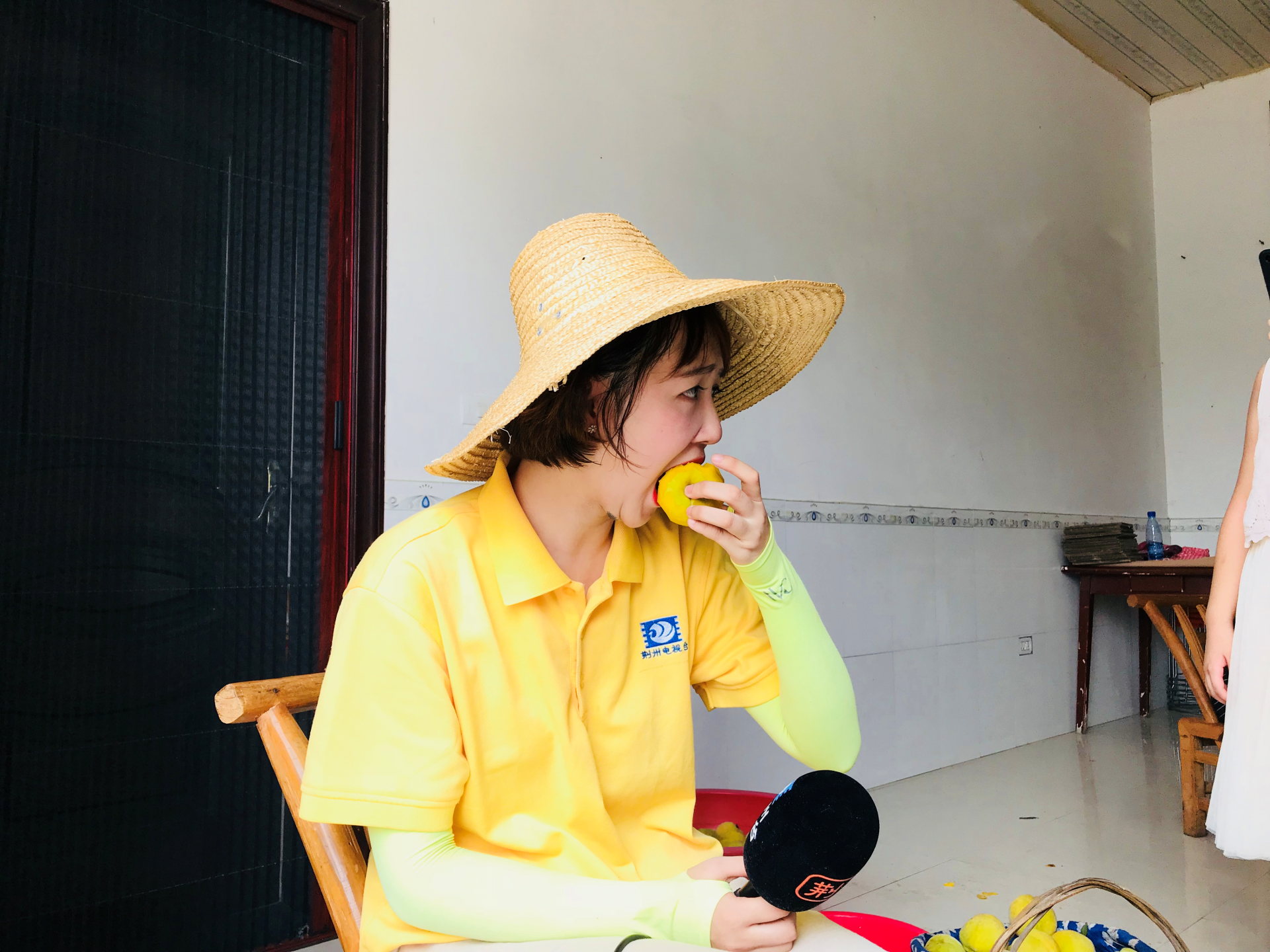 黄桃书屋又叫什么黄桃书屋，阅读与文化的温馨港湾-第1张图片