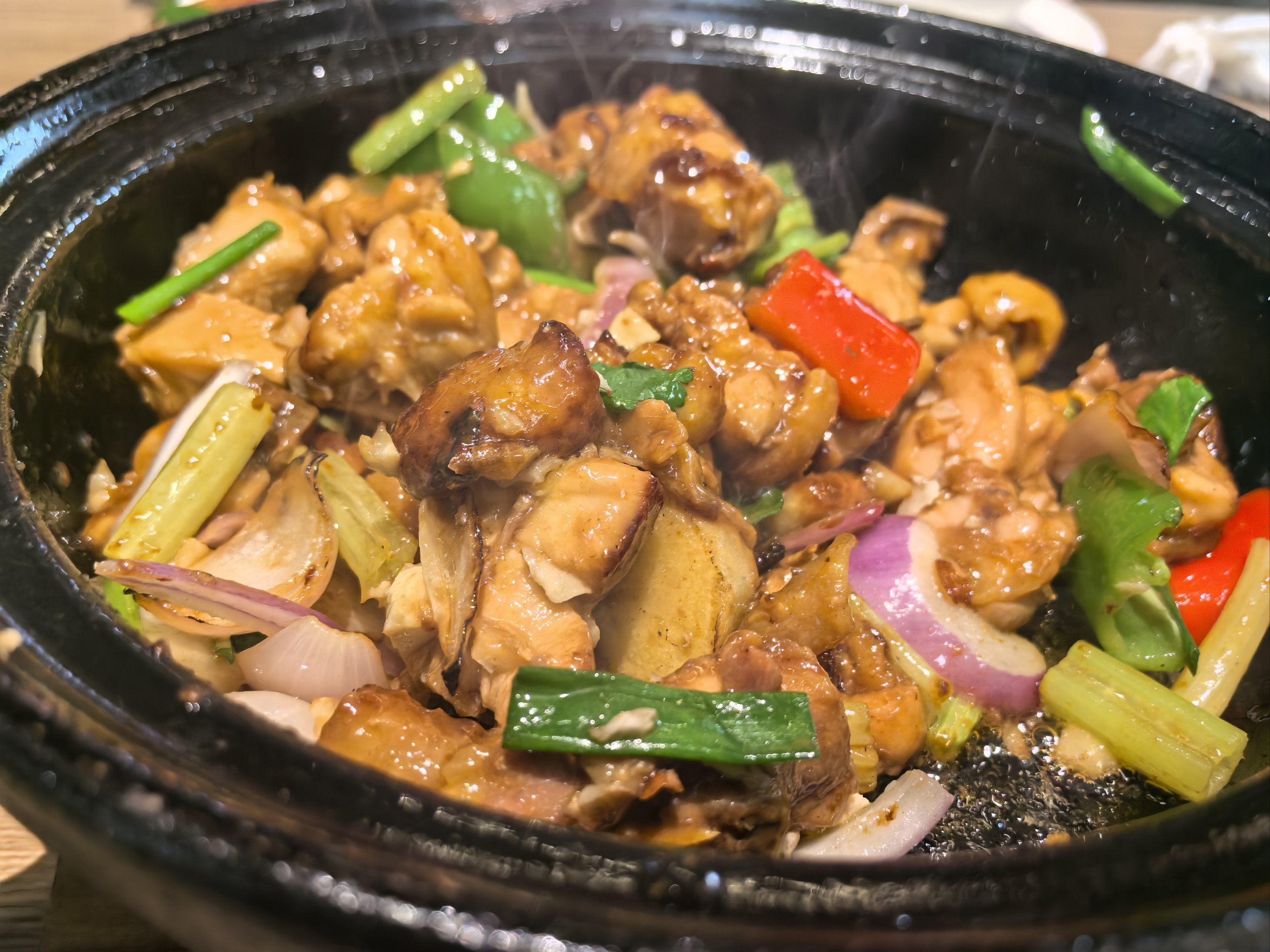 QQ餐厅，社交新体验中的美食之旅