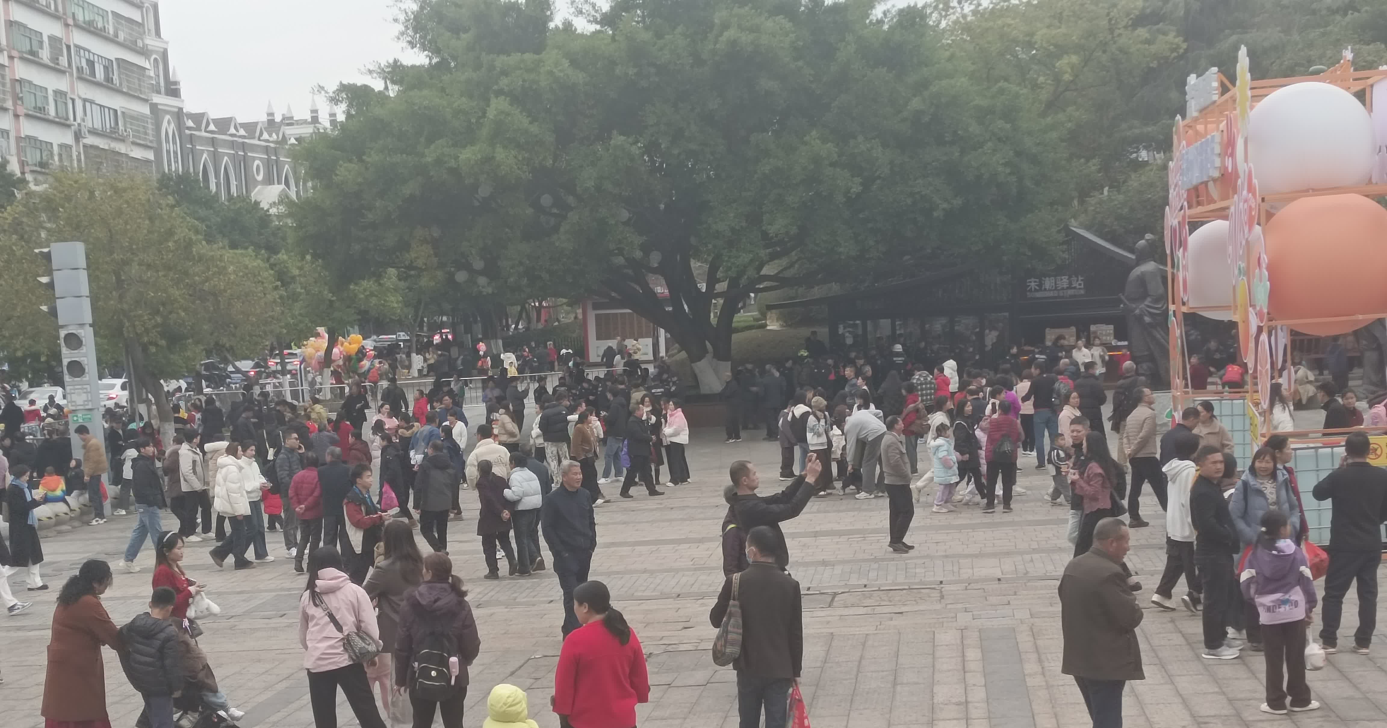 无人区码一码二码三码区别无人区码一码二三码的区别-第2张图片