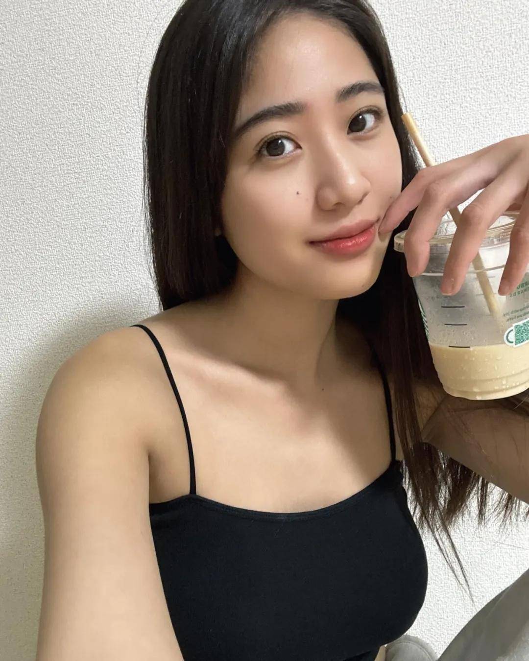 日本50mature成熟BBW日本50mature成熟BBW之美-第1张图片