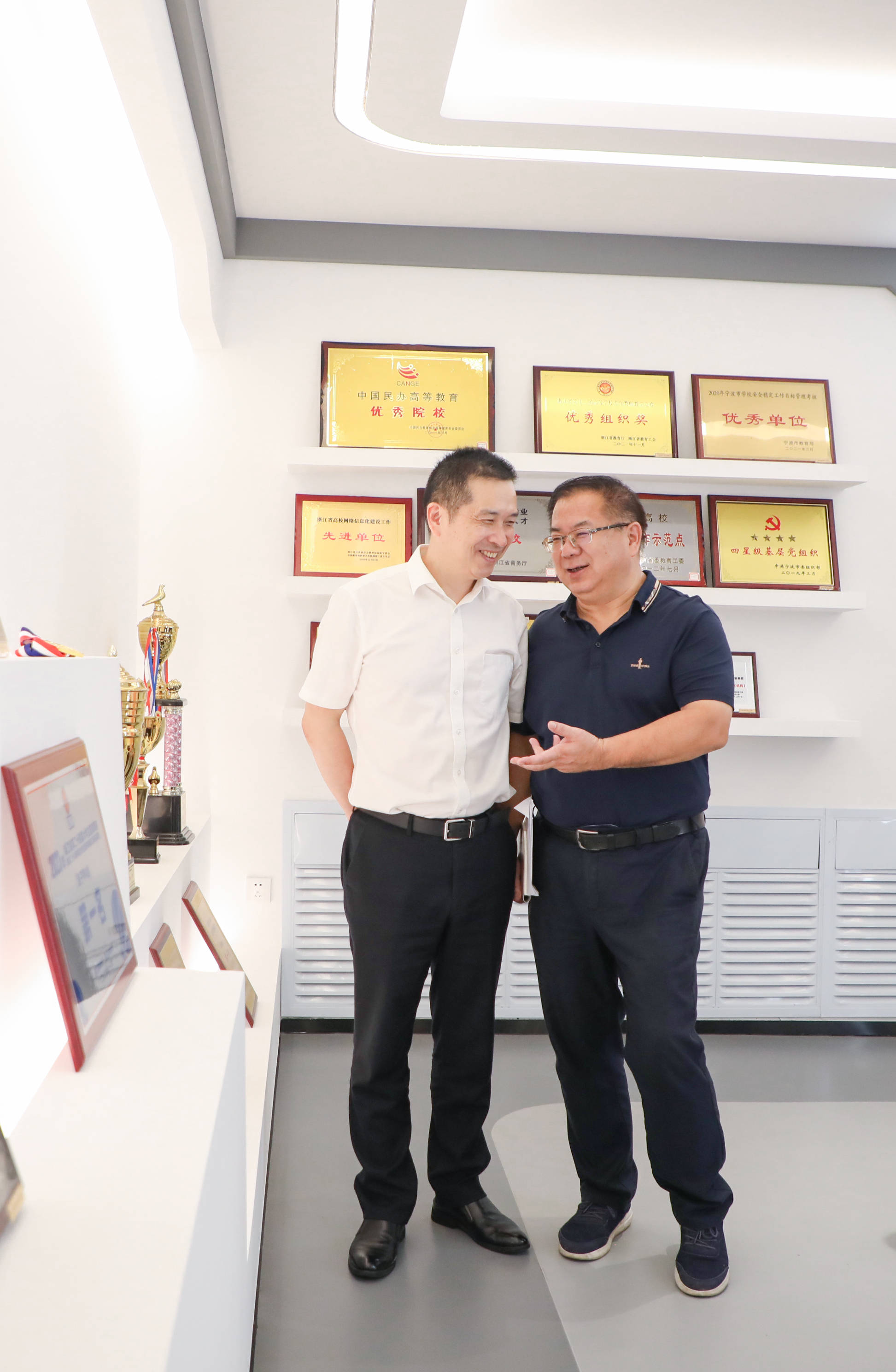 多益网络董事长多益网络董事长，引领行业新篇章-第1张图片