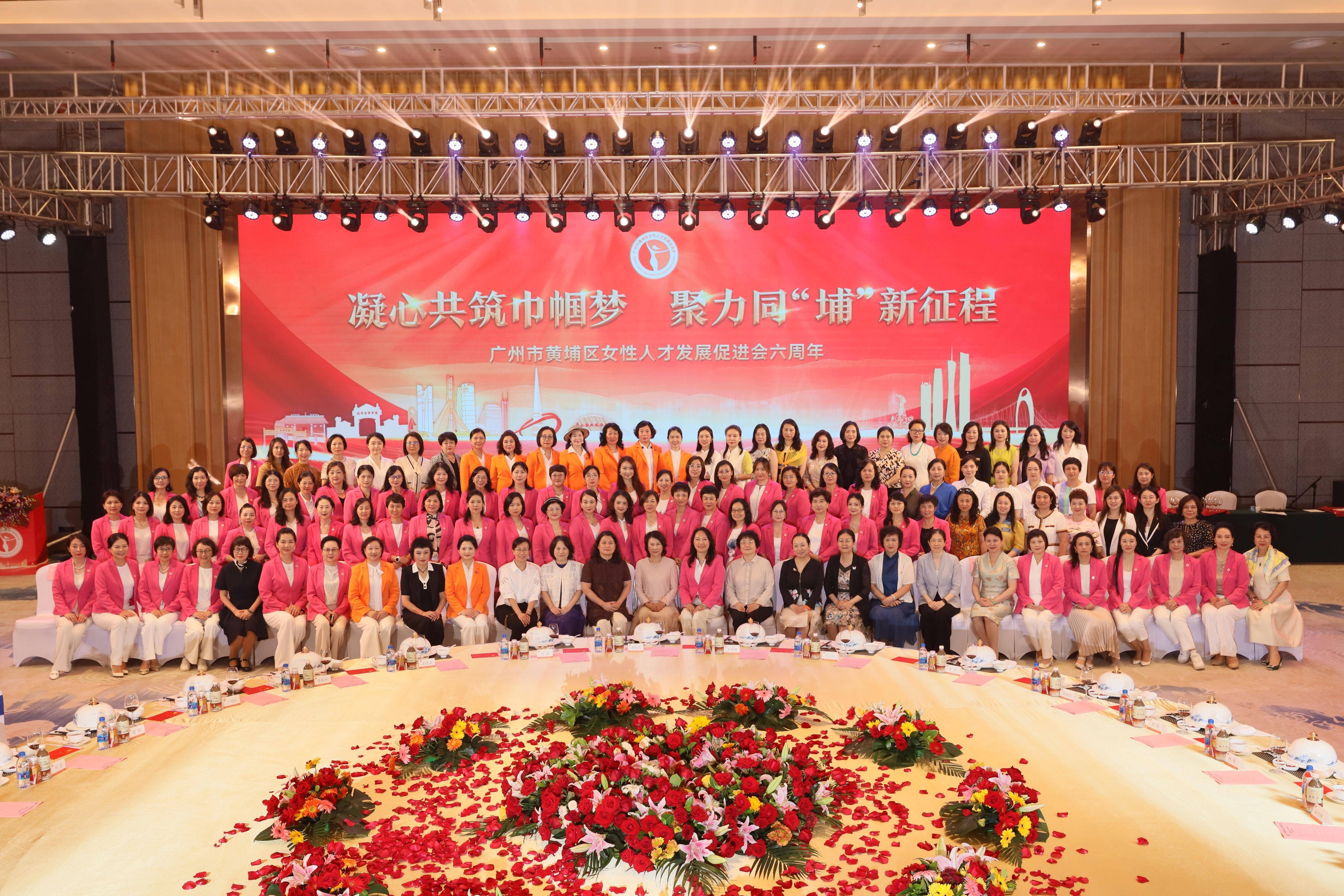 精英论坛，汇聚智慧与力量