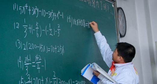 数学课代表趴着让我C