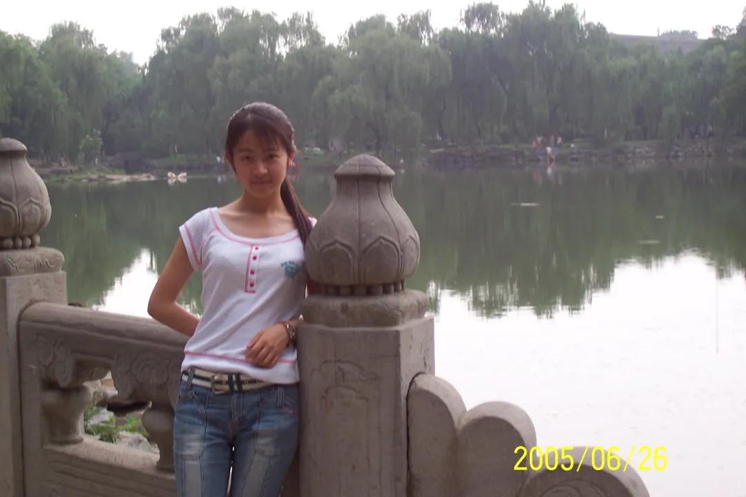 Wendi，优雅与智慧并存的女性-第1张图片