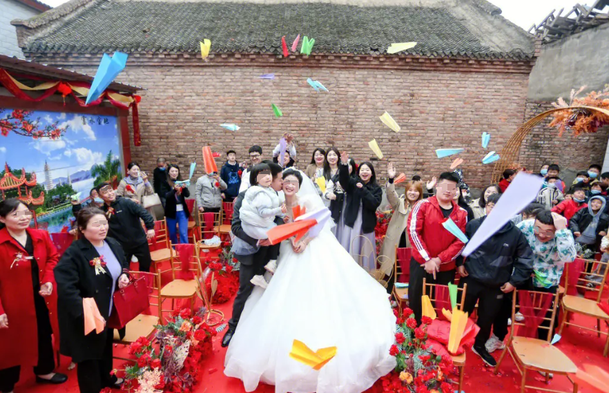老婆提出换个人插试试-第2张图片