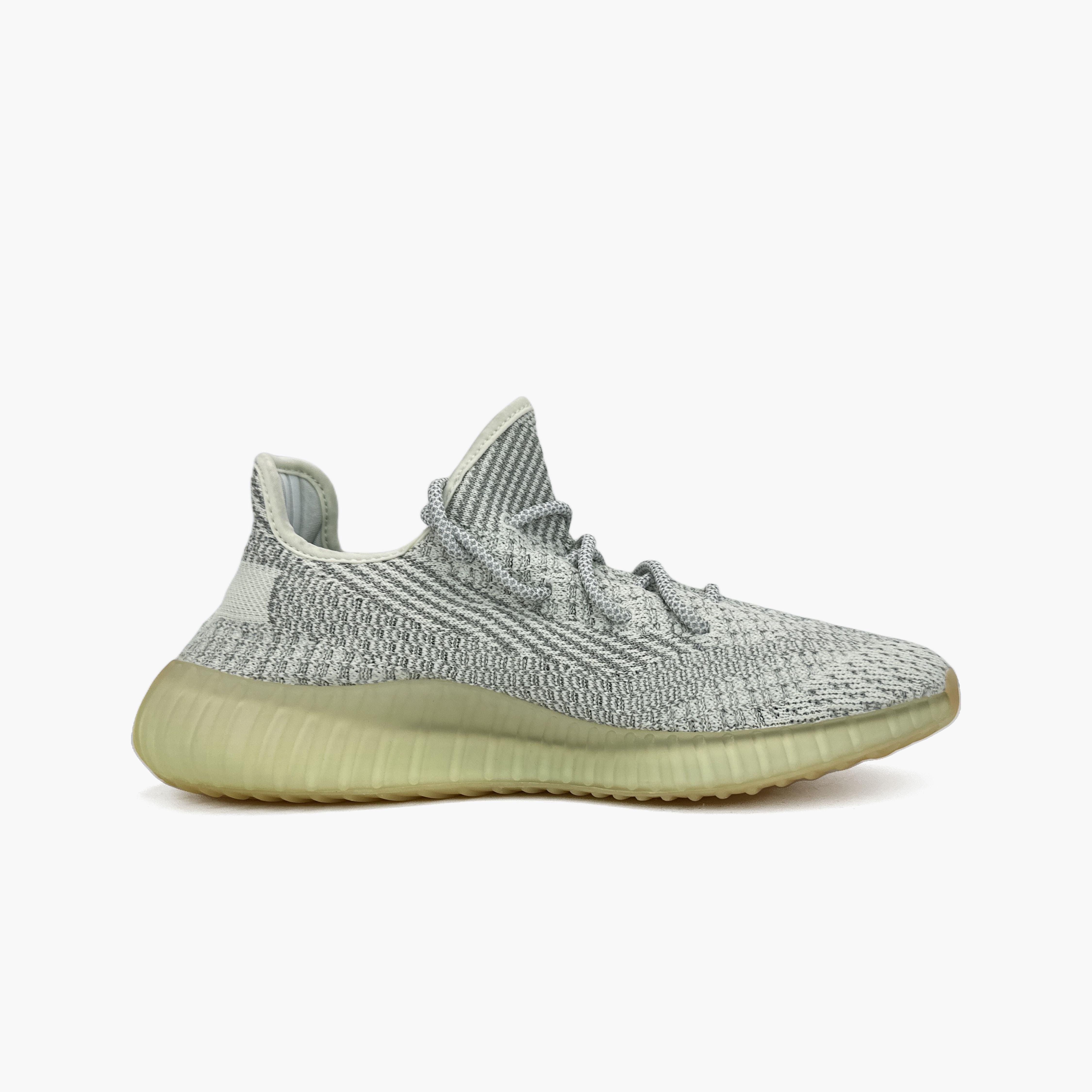 yeezy350亚洲限定Yeezy 350亚洲风潮引领潮流-第2张图片
