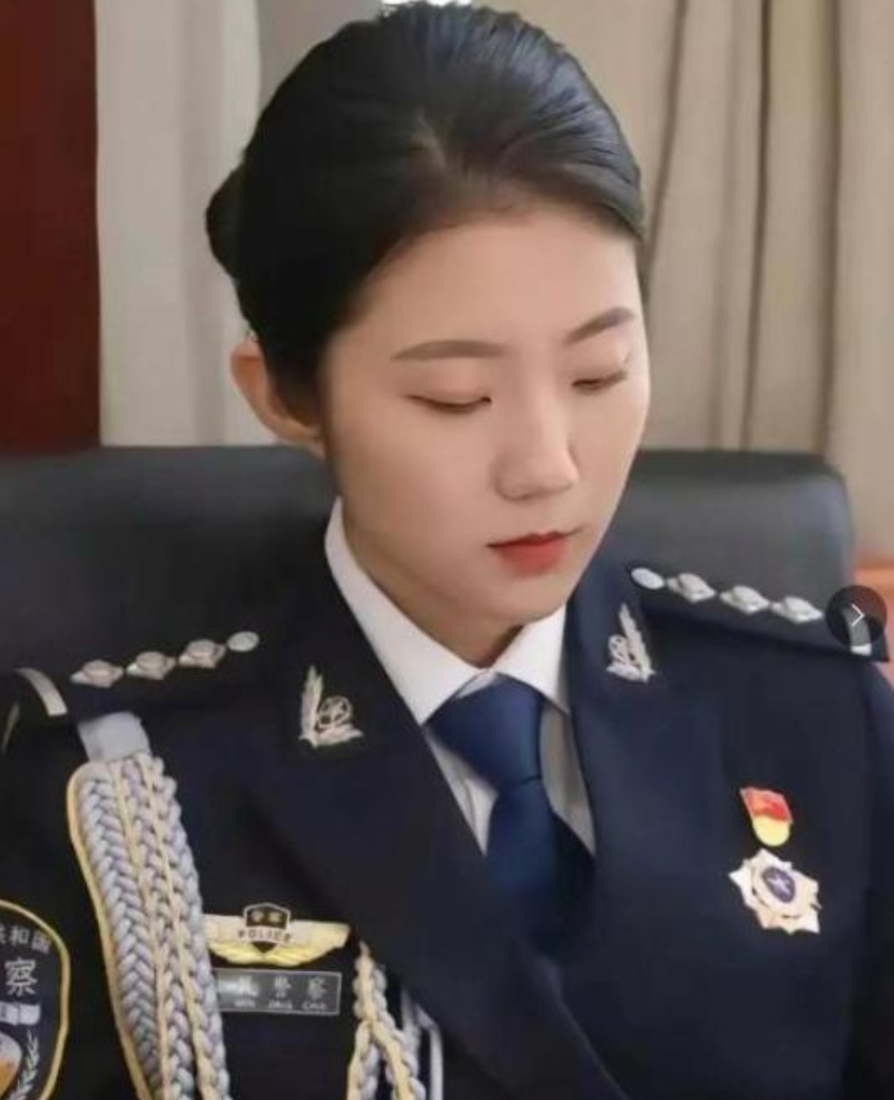 张津瑜视频在哪里可以找见张津瑜视频可以在多个平台找到，以下是一些建议的途径-第1张图片