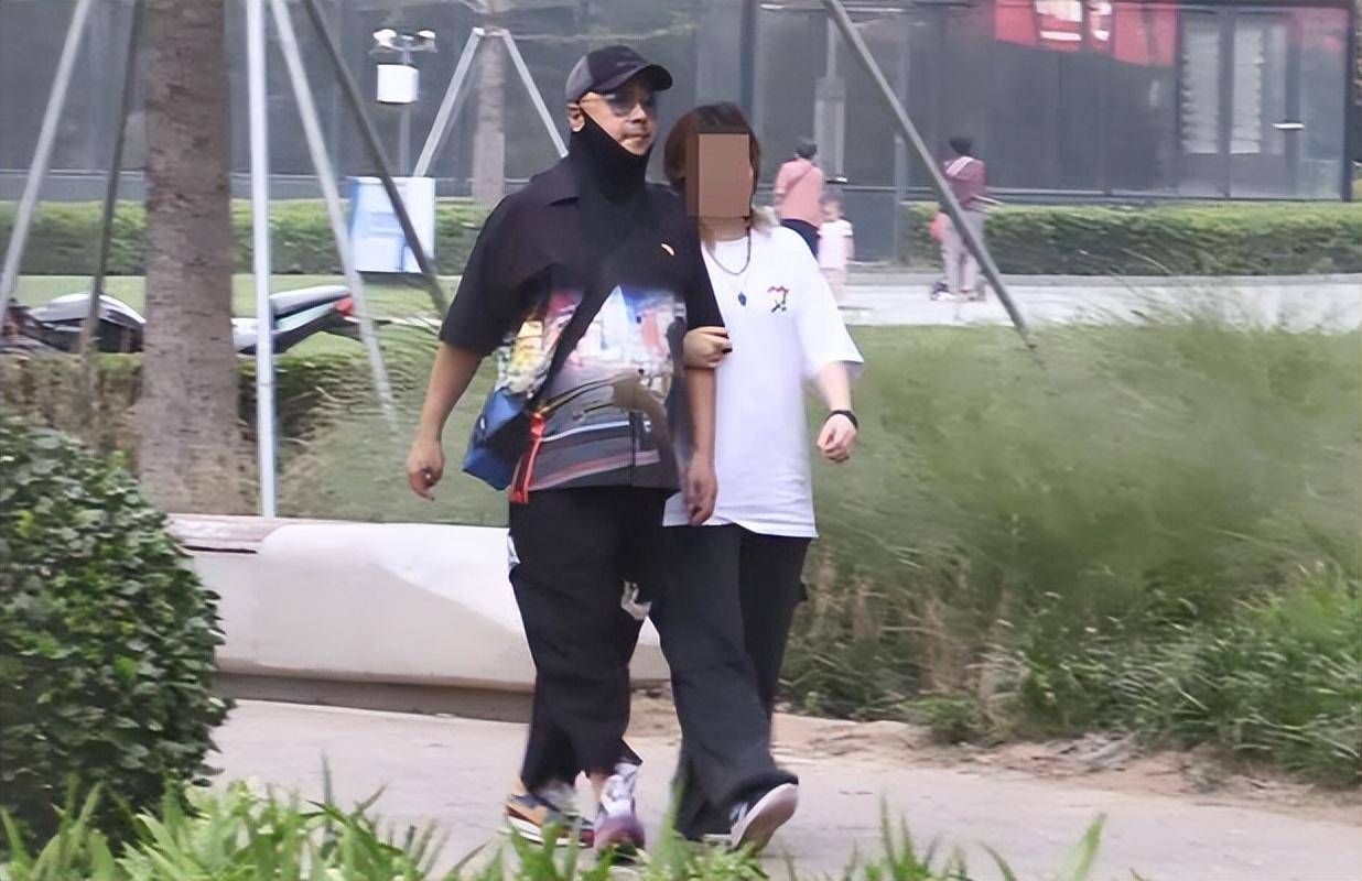 徐峥在耶鲁大学上课被偶遇徐峥在耶鲁大学偶遇记