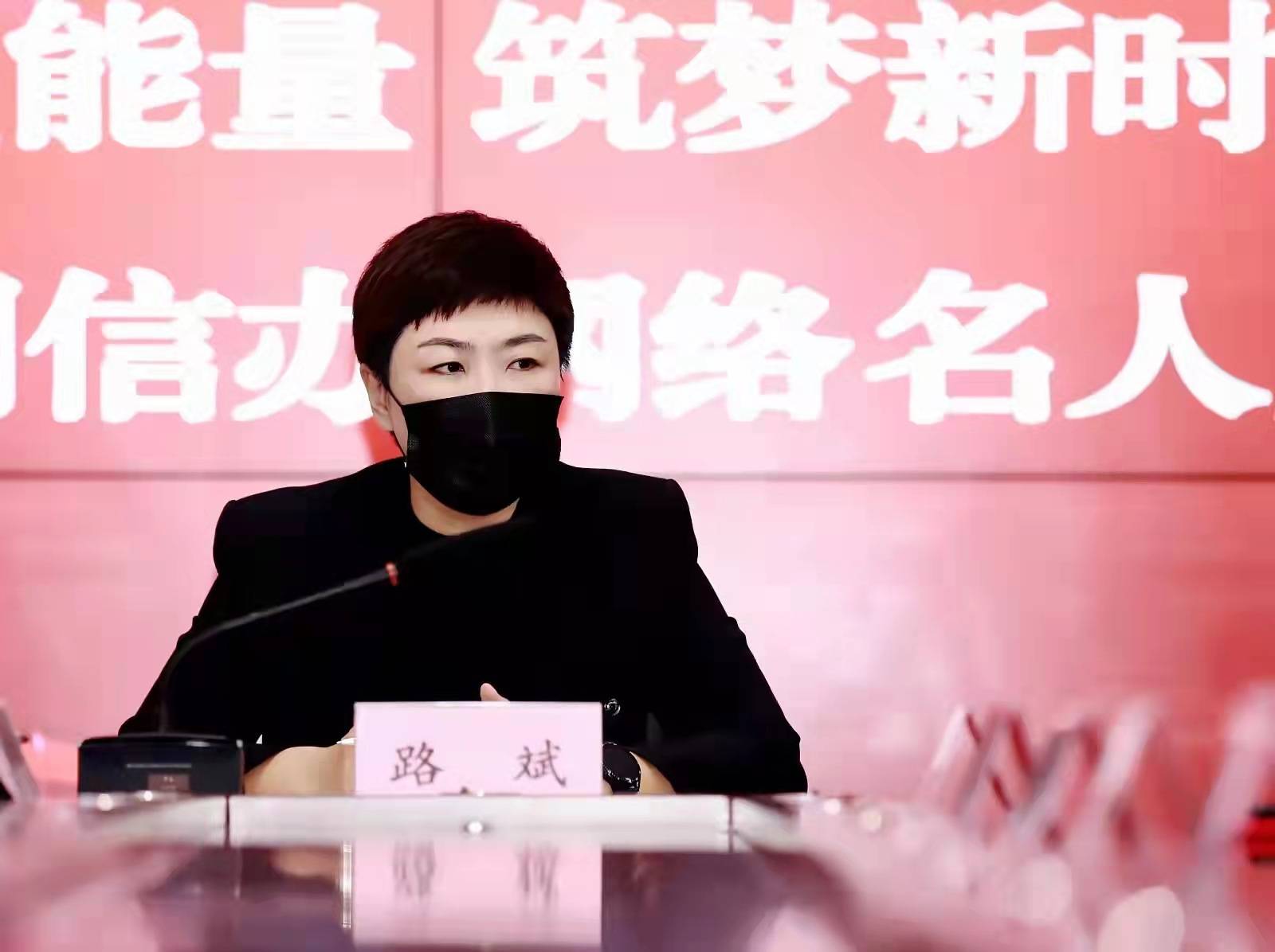 精鹰网，网络信息时代的精锐之选-第2张图片