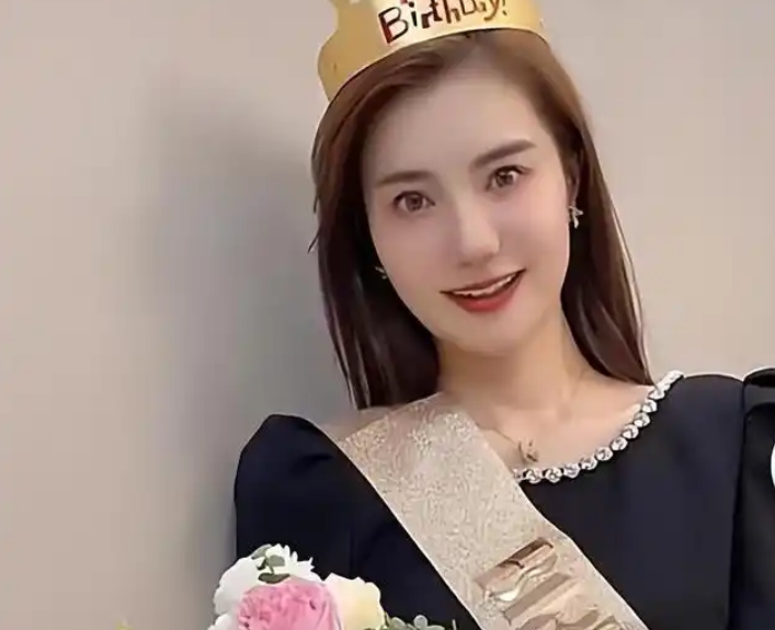 猴哥老婆个人简历和成就猴哥老婆个人简历-第2张图片