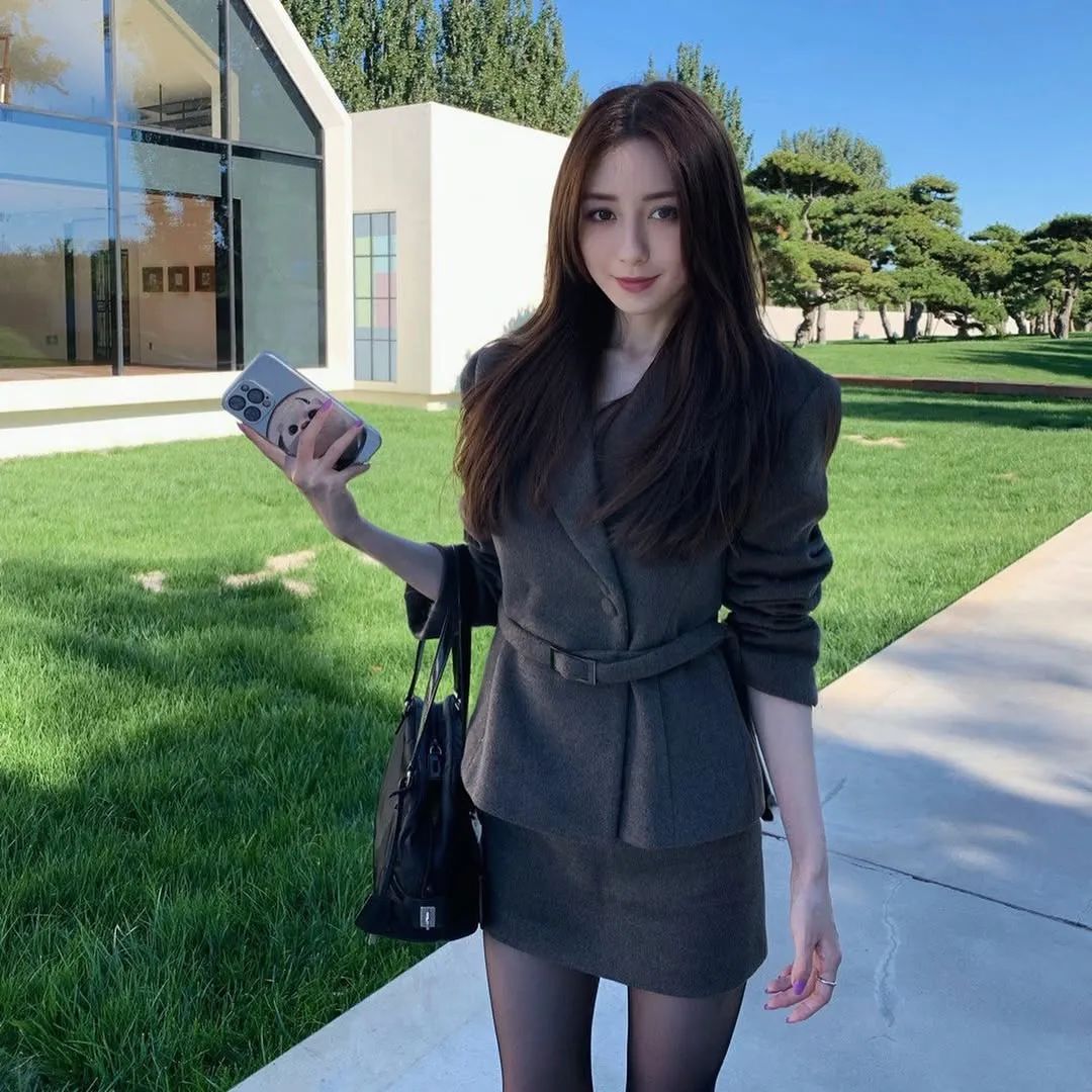辣妞范1000部啪视频辣妞范，1000部啪视频大揭秘-第1张图片