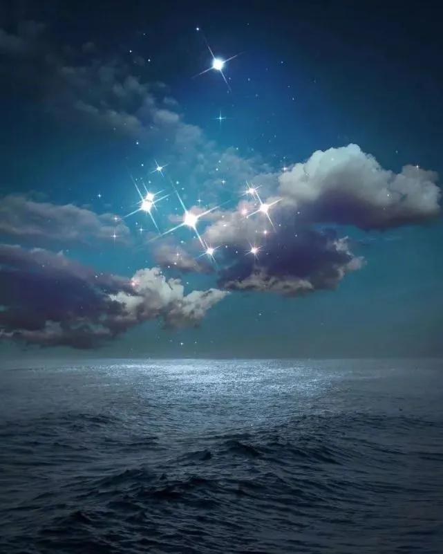 银河聊天室，星辰间的秘密交流-第1张图片