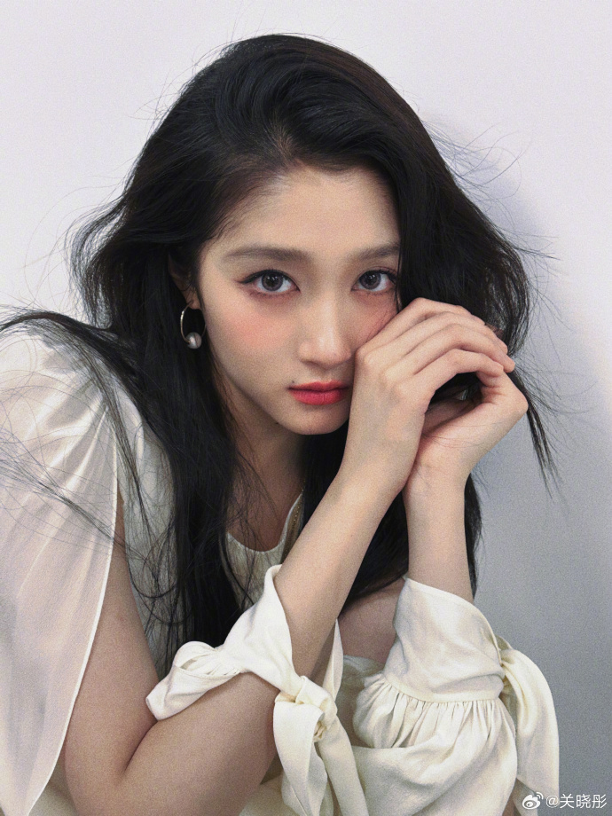 关晓彤好深啊