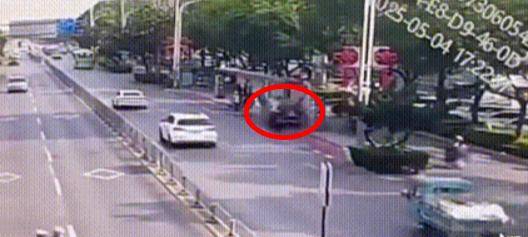 男人狂躁进女人免费视频公交男人狂躁进女人免费视频公交-第2张图片