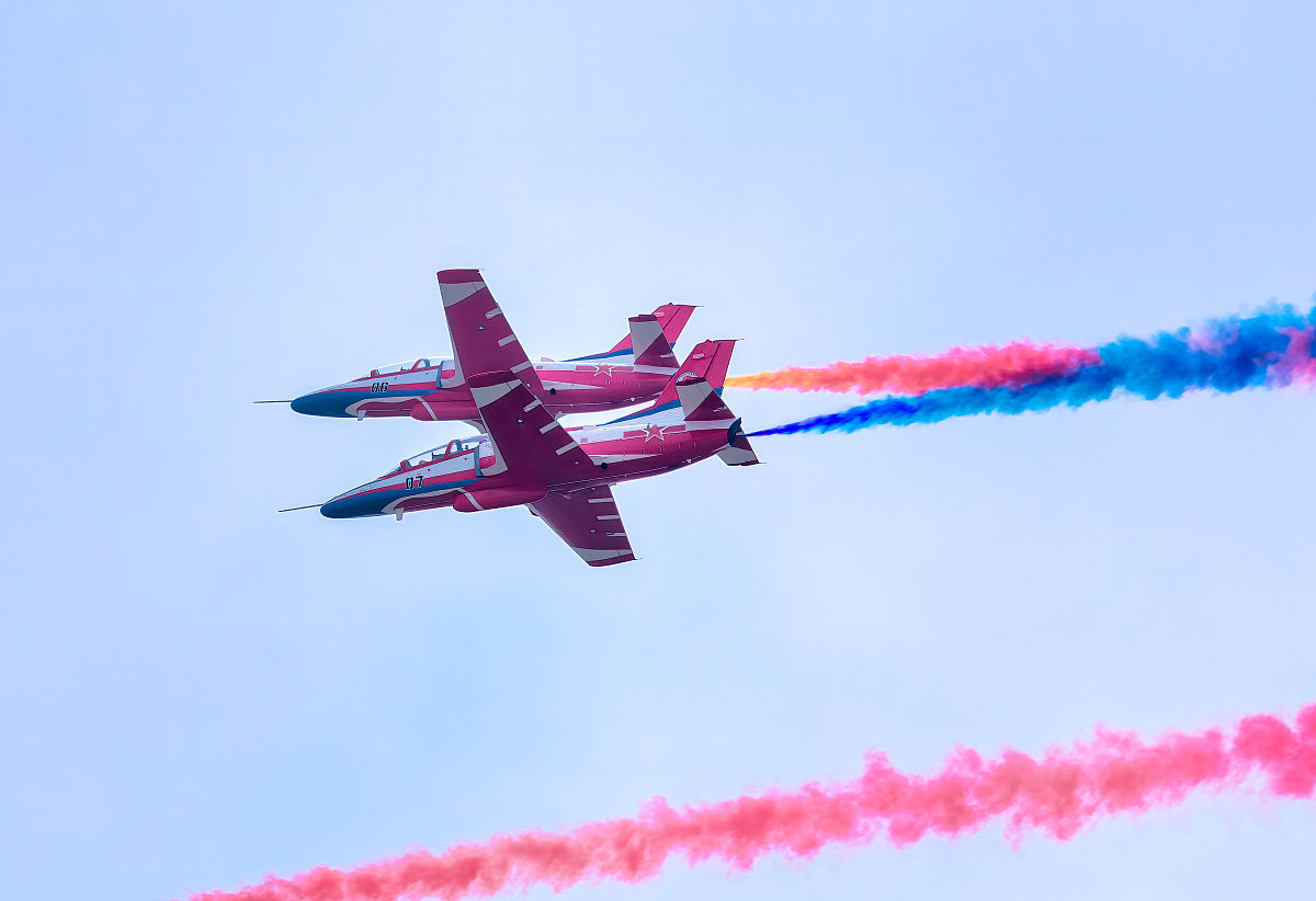 天空彩彯天下彩天空彩票与你同行天空彩彯天下彩，与你同行