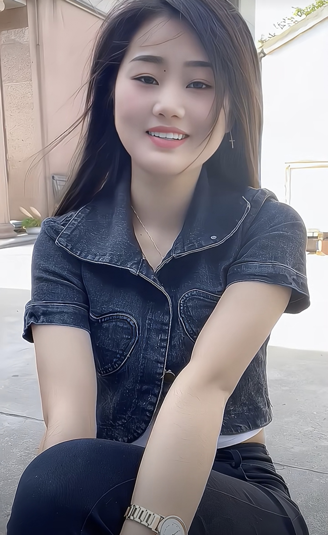 挺进朋友人妻的身体里，A片的诱惑与禁忌